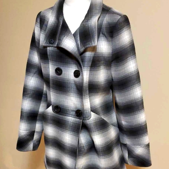 Ricki's Jackets & Blazers - Ricki's size M winter coat